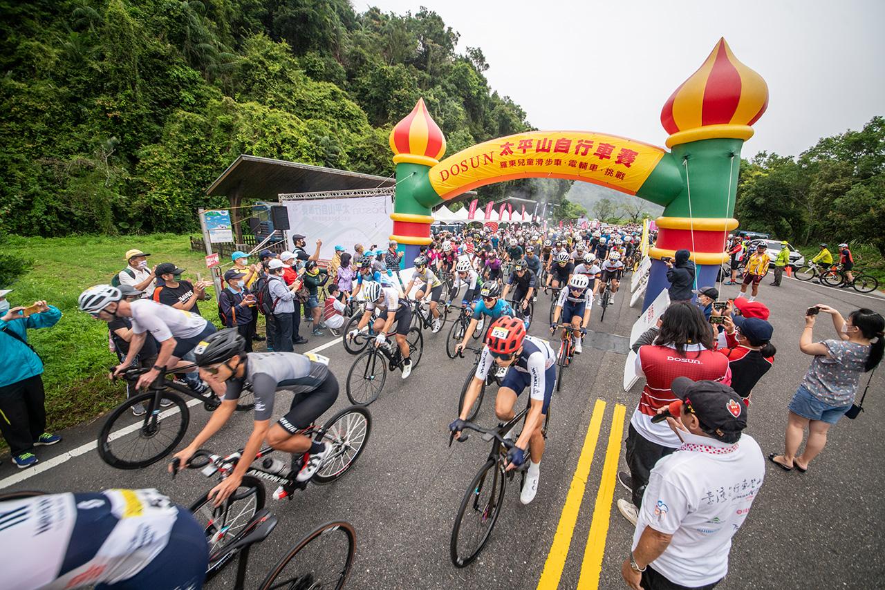DOSUN太平山自行車賽 黃文忠奪冠 王馨慧稱后 DOSUN太平山自行車賽 黃文忠奪冠 王馨慧稱后