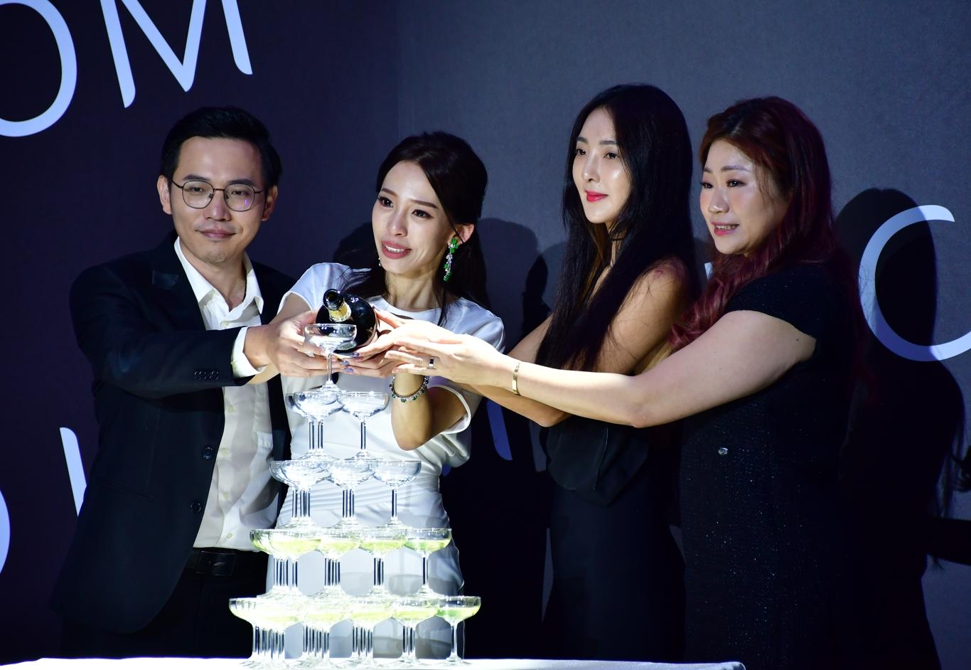 台灣大廠愛康製藥推全新品牌Lamorcom 邀辣媽吳速玲搶攻輕盈商機 台灣大廠愛康製藥推全新品牌Lamorcom 邀辣媽吳速玲搶攻輕盈商機