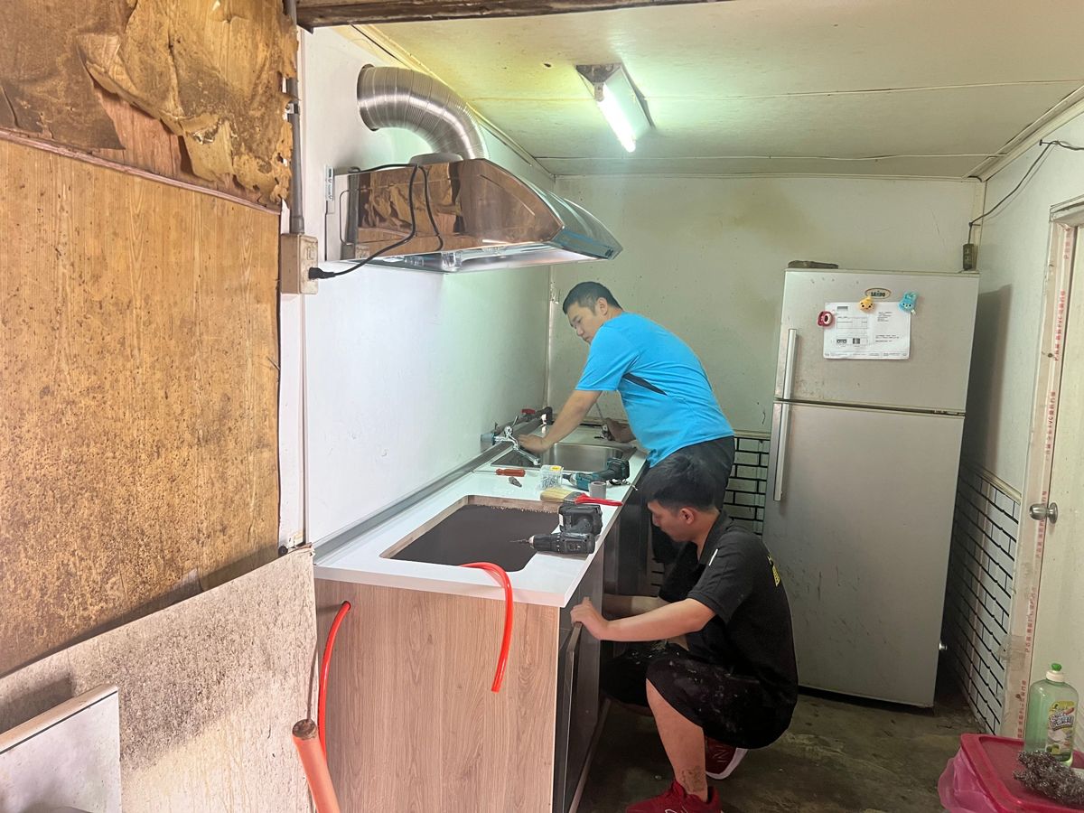 高雄在地知名廚具公司 準備百套廚具 為偏鄉沒廚房的家庭贈送愛心! 高雄在地知名廚具公司 準備百套廚具 為偏鄉沒廚房的家庭贈送愛心!