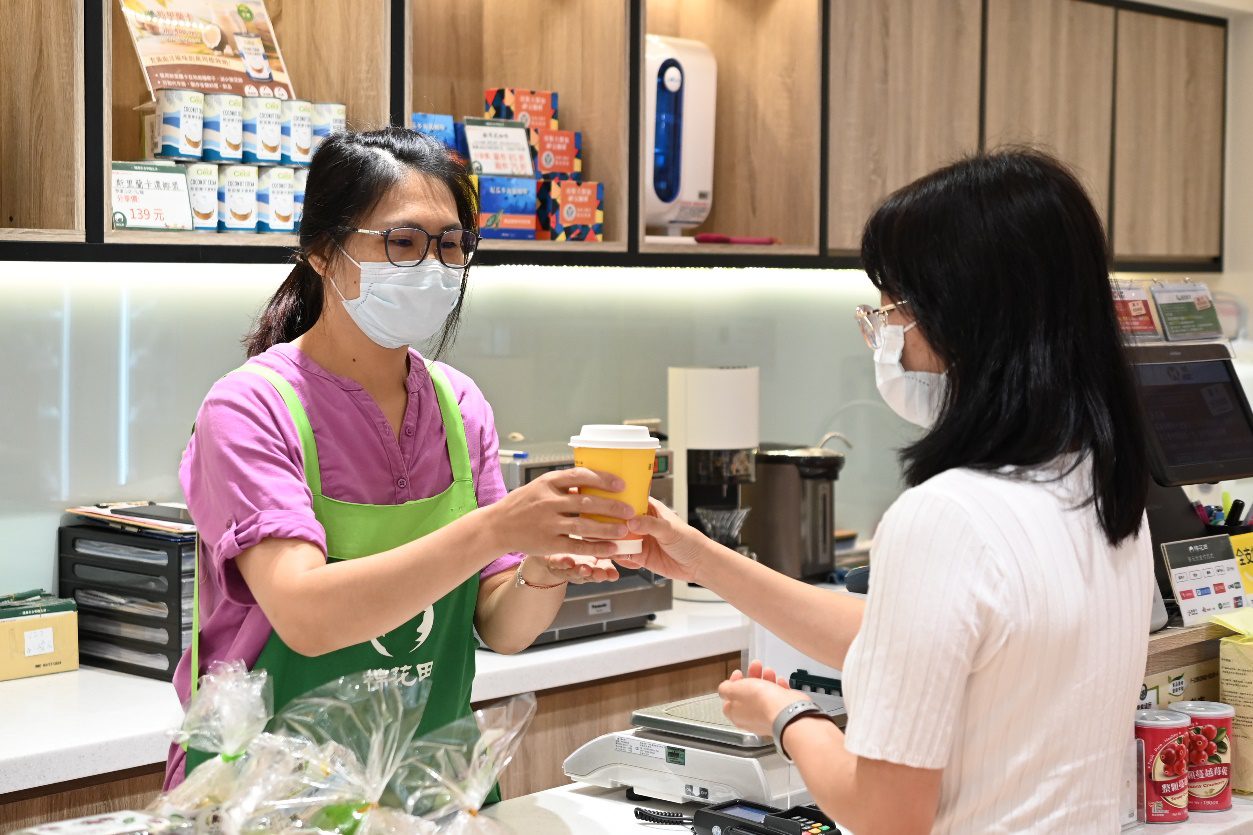 棉花田聯手歐客佬iDrip 邀您品味專業咖啡師手沖風味 棉花田聯手歐客佬iDrip 邀您品味專業咖啡師手沖風味