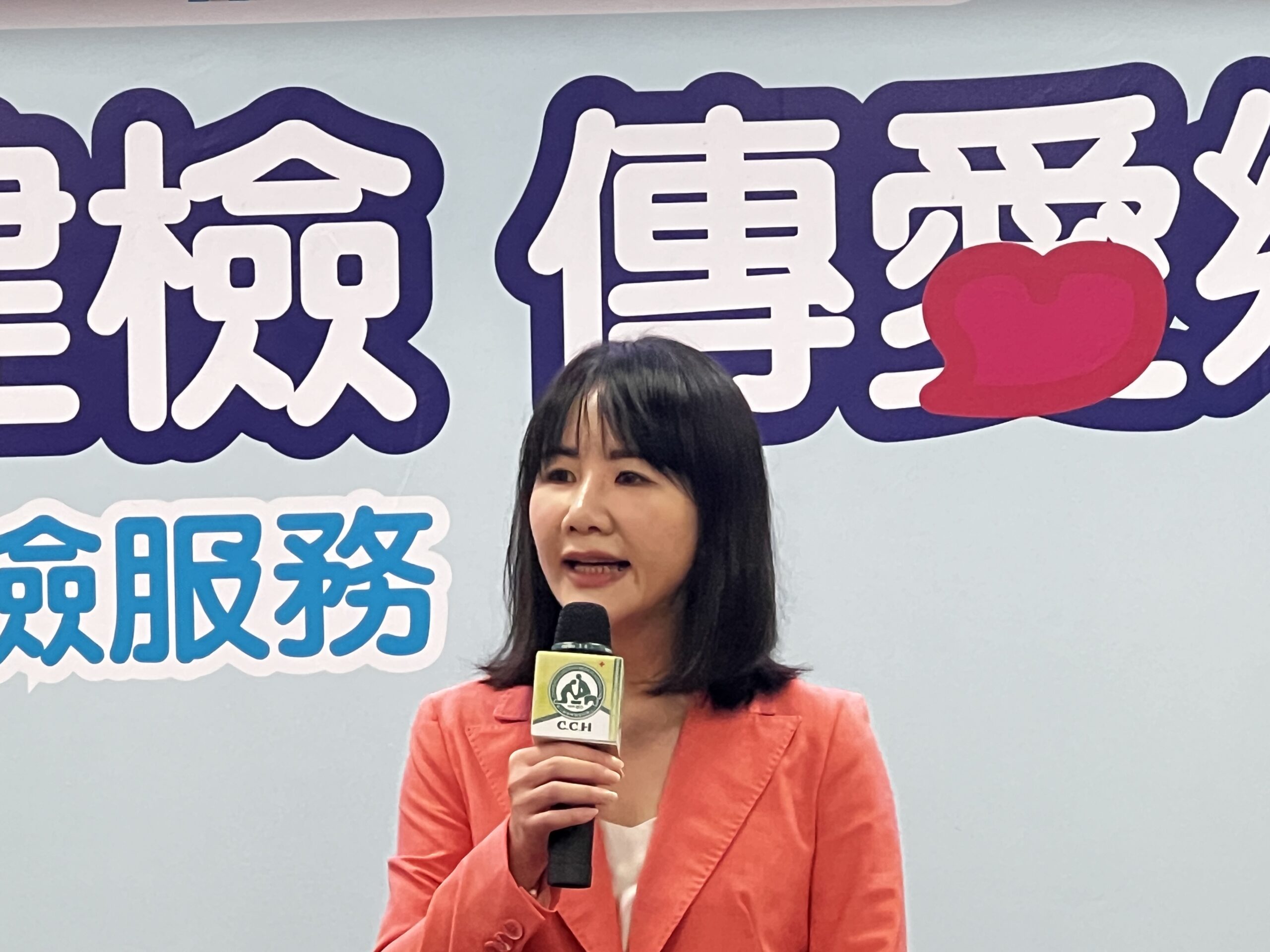 影音/經濟部研發10項可攜式醫材 攜手彰基醫院推動長者健檢 影音/經濟部研發10項可攜式醫材 攜手彰基醫院推動長者健檢