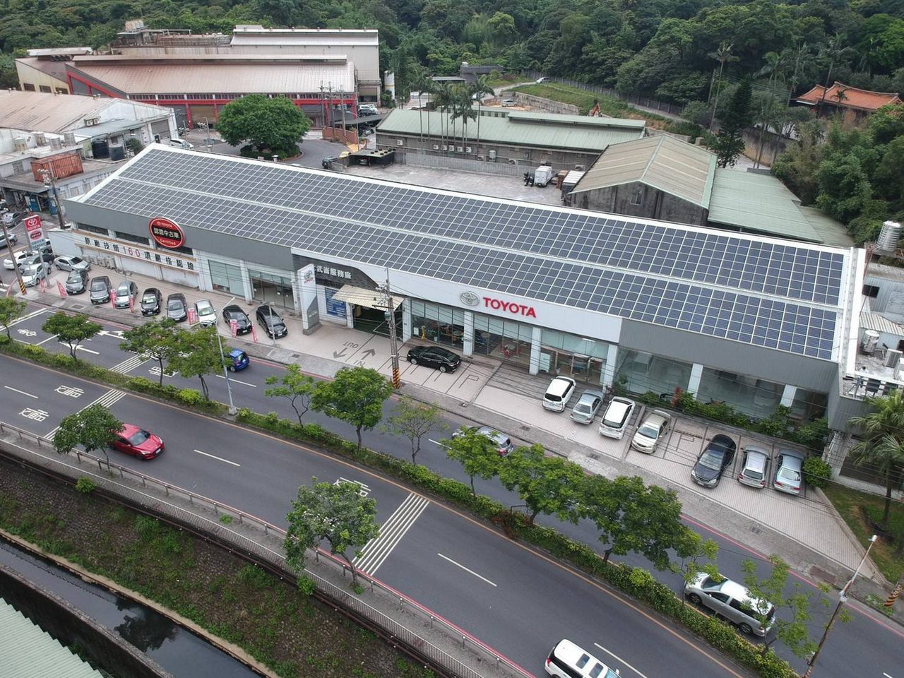 阻斷碳焦慮危機! 「禾丰電力」協助客戶取得綠色憑證 阻斷碳焦慮危機! 「禾丰電力」協助客戶取得綠色憑證