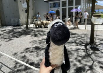 走訪宜蘭黑RURU CAFE　超萌笑笑羊主題咖啡館　