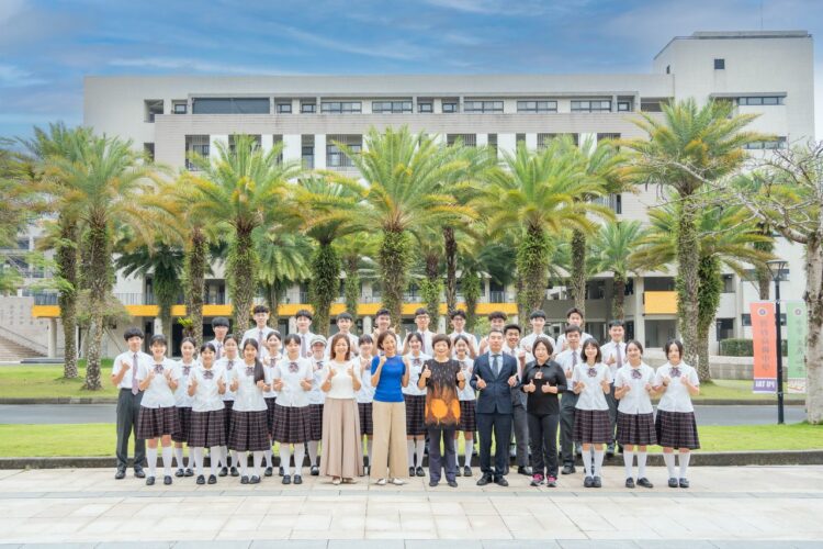 普台高中學生躍進全美前三頂尖學府 囊括普林斯頓、麻省理工、哈佛 普台高中學生躍進全美前三頂尖學府 囊括普林斯頓、麻省理工、哈佛