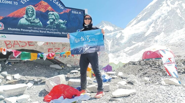 在聖母峰「看見臺灣」!林士懿讓齊柏林導演的作品在世界屋脊閃耀 在聖母峰「看見臺灣」!林士懿讓齊柏林導演的作品在世界屋脊閃耀