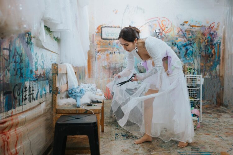 影音/從挫折到輝煌:新銳藝術家卓卉芹即將開設「誰能定義你」線上課程 影音/從挫折到輝煌:新銳藝術家卓卉芹即將開設「誰能定義你」線上課程