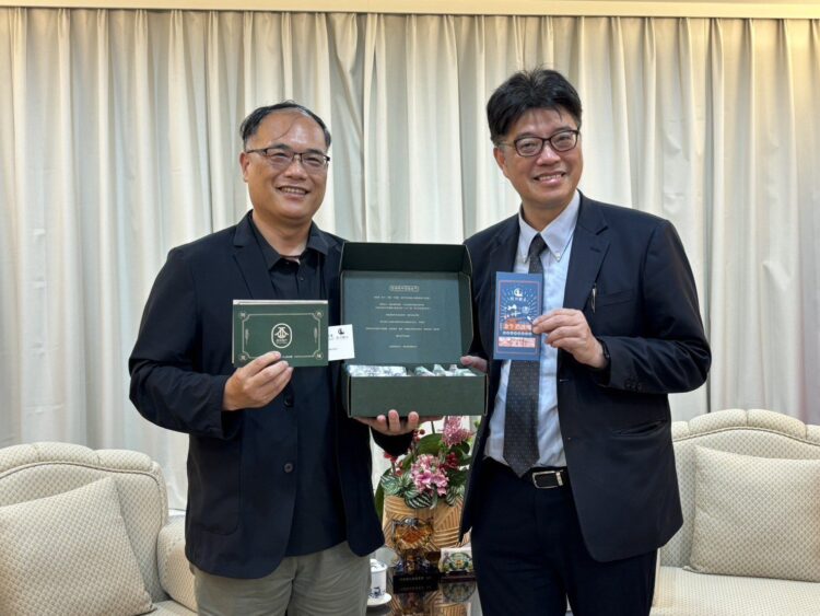 金門縣副縣長李文良拜會陸委會 爭取開展兩岸多元交流 金門縣副縣長李文良拜會陸委會 爭取開展兩岸多元交流