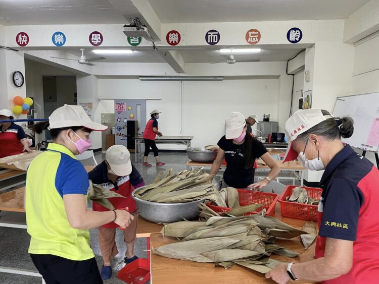 影音/端午粽飄香 冬山鄉大興社區發展協會攜手大興振安宮再現美味客家米粽 影音/端午粽飄香 冬山鄉大興社區發展協會攜手大興振安宮再現美味客家米粽