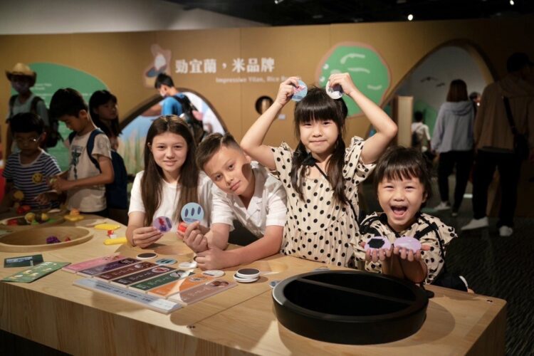 (台語)影音/看過600年前的稻米嗎?蘭博宜蘭米故事特展帶您認識稻米的故事 (台語)影音/看過600年前的稻米嗎?蘭博宜蘭米故事特展帶您認識稻米的故事