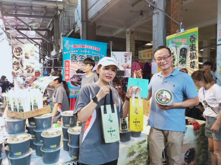 消暑大作戰 古早味仙草禮盒清涼上市