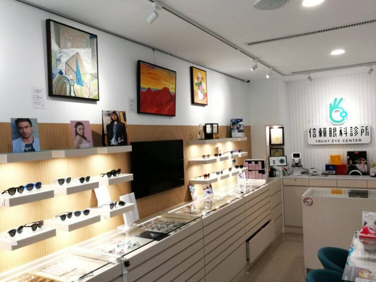 髓馨畫室走入社區 信賴眼科免費畫展 髓馨畫室走入社區 信賴眼科免費畫展