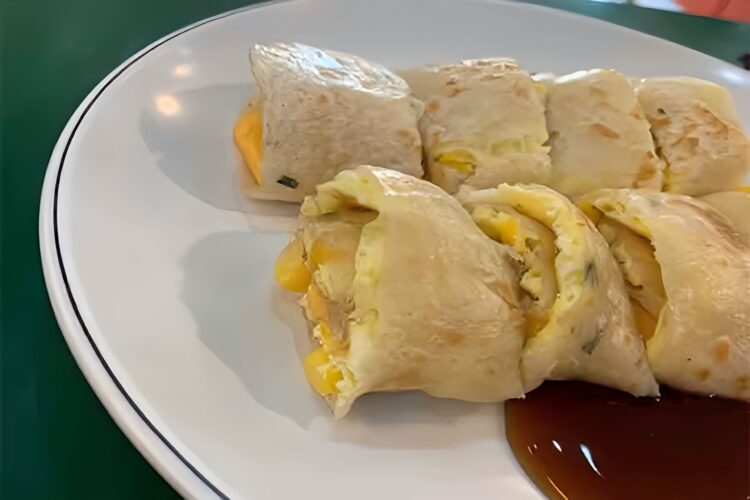 土城海山站香草綠活力餐坊 早午餐深受學生們歡迎 土城海山站香草綠活力餐坊 早午餐深受學生們歡迎