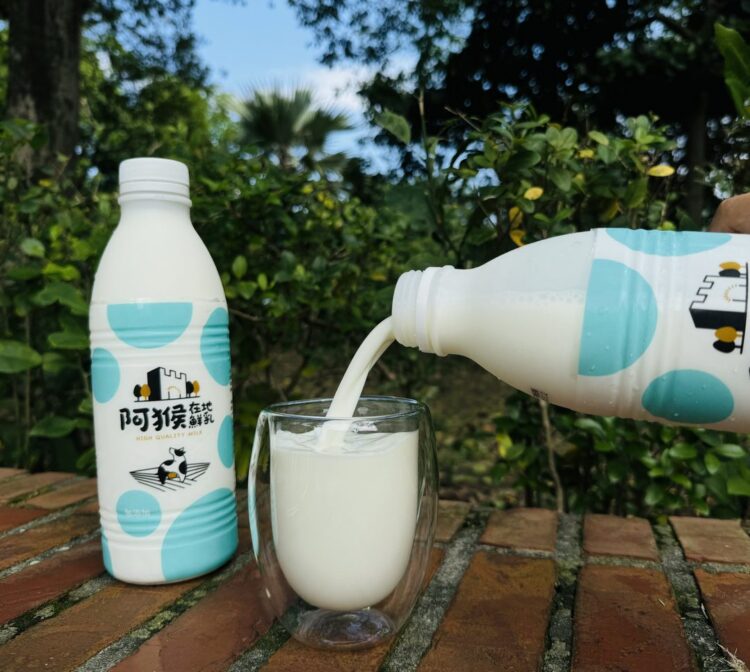 接地氣!「阿猴在地鮮乳」換新裝 阿猴城意象更在地 接地氣!「阿猴在地鮮乳」換新裝 阿猴城意象更在地