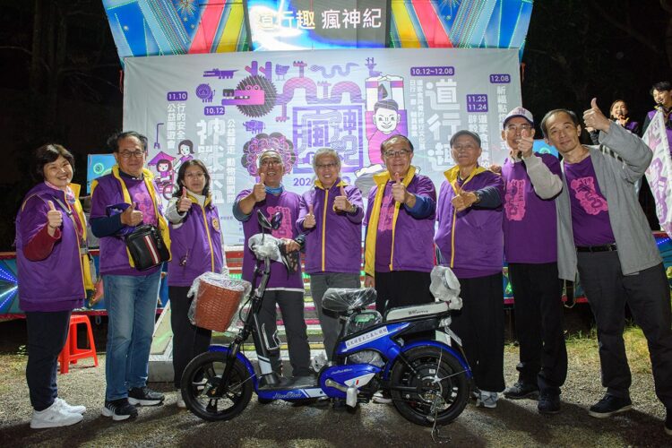 「瘋‧神‧紀」祈福點燈暨閉幕式為愛祈福　點亮希望迎接全新自我