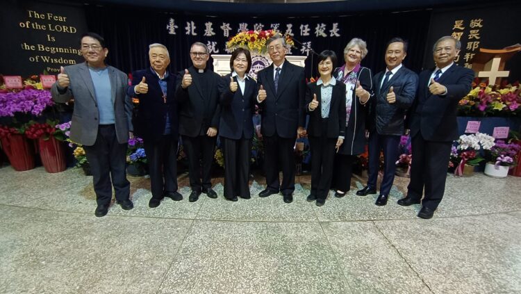 影音╱王正慧教授接任臺北基督學院校長  教會界、學界與媒體大咖都到場祝福 影音╱王正慧教授接任臺北基督學院校長  教會界、學界與媒體大咖都到場祝福