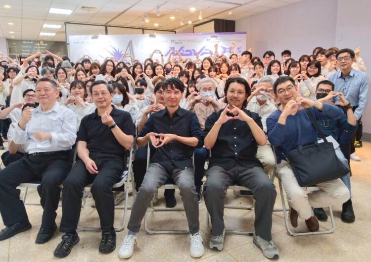朝陽科大視傳系畢業展　多元創意設計思維超吸睛