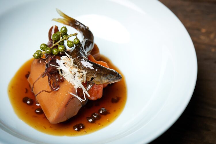 飛花落院 x SAKE HUNDRED餐酒會 5/25 台中限定 肉多多讓媽媽「大吃一斤」! 飛花落院 x SAKE HUNDRED餐酒會 5/25 台中限定 肉多多讓媽媽「大吃一斤」!