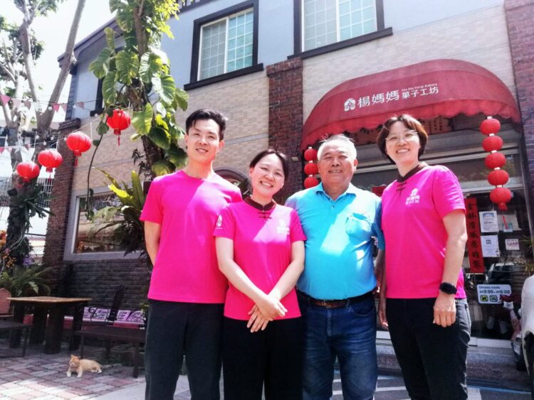 楊媽媽菓子工坊　母女眼睛手術都找最「信賴」的眼科