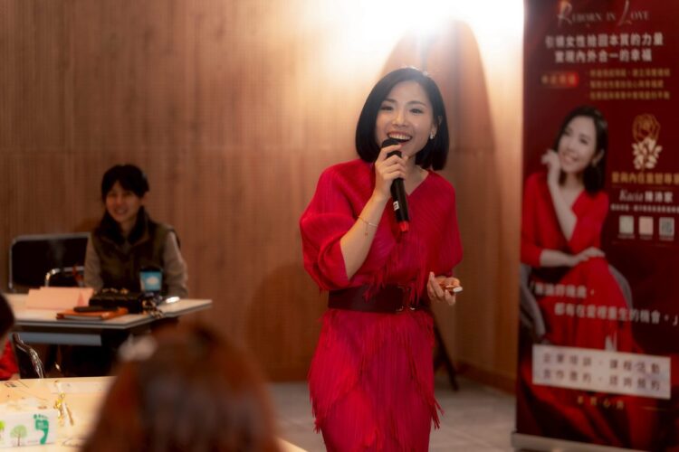 關係失衡的時代她用信念療癒萬千家庭 專訪「在愛中重生」創辦人陳沛家 關係失衡的時代她用信念療癒萬千家庭 專訪「在愛中重生」創辦人陳沛家