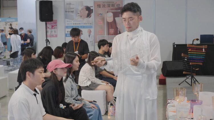 影音／民間舉辦發呆大賽來放鬆　一堆人報名比發呆