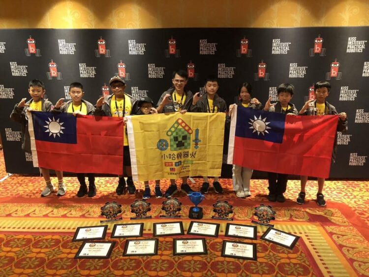 臺灣之光！稱霸2025國際教育機器人世界大會　勇奪Junior Botball Challenge世界冠軍