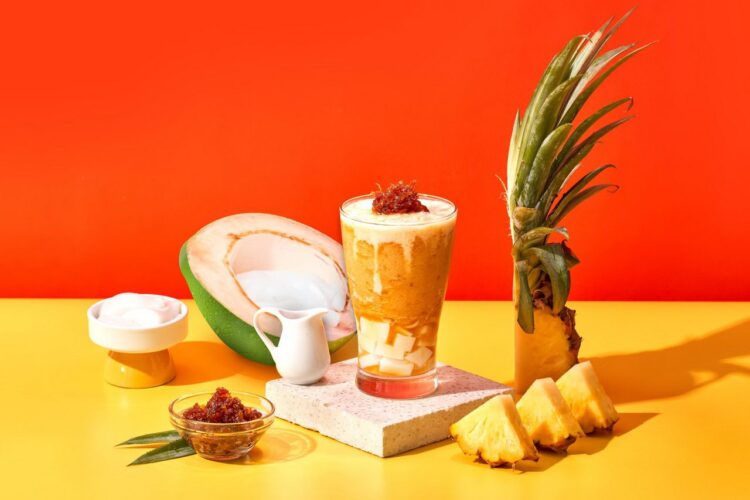 鳳梨尬椰乳秒到南洋！1955阿義推沁涼飲品　＋10元再送一杯