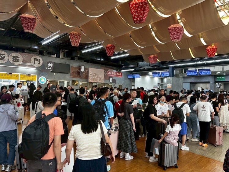 大陸十一長假　首日經小三通入金門旅客人次勁揚