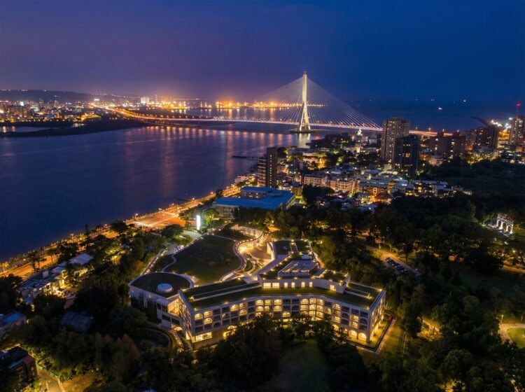 淡江大橋通車倒數 將捷金鬱金香酒店推「橋見金鬱金香住房專案」串聯八里淡水河岸景點 淡江大橋通車倒數 將捷金鬱金香酒店推「橋見金鬱金香住房專案」串聯八里淡水河岸景點