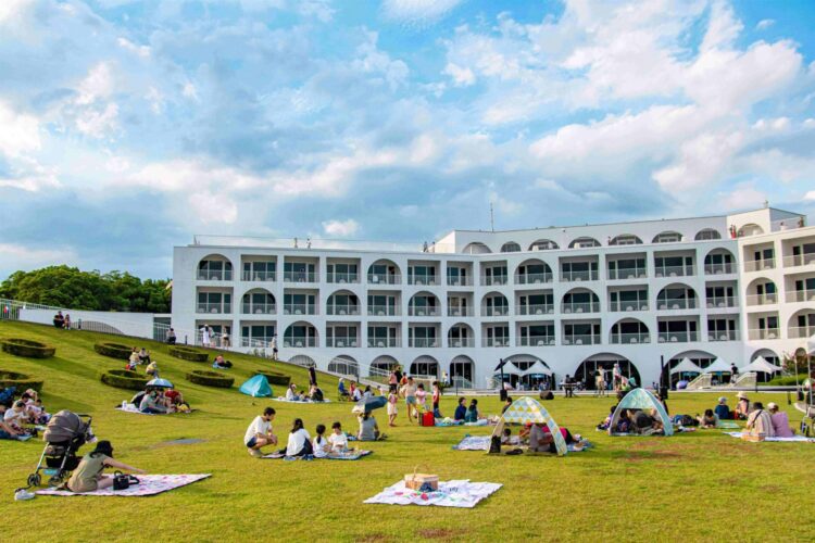 將捷金鬱金香酒店春季線上旅展開跑！ 最低下殺45折 吃住一次滿足