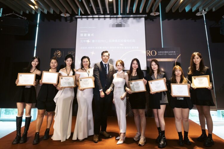 SKINORA台北101品牌技術暨新品發表圓滿落幕 「膚平術PRO-肌膚紋路管理技術」成為全場焦點 SKINORA台北101品牌技術暨新品發表圓滿落幕 「膚平術PRO-肌膚紋路管理技術」成為全場焦點