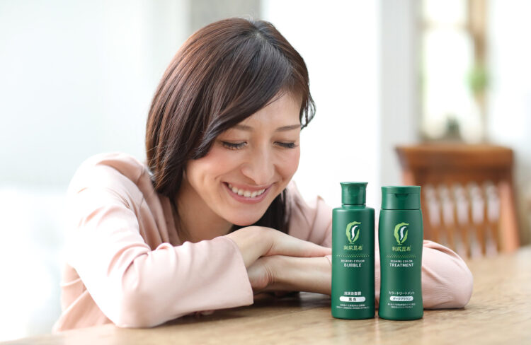 累計熱銷逾3,700萬瓶!日本「Sastty利尻昆布」染護系列10/10 升級登台 累計熱銷逾3,700萬瓶!日本「Sastty利尻昆布」染護系列10/10 升級登台